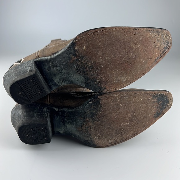 Corral Rustic Heart Wings Boots Sz:8M - Picture 9 of 11